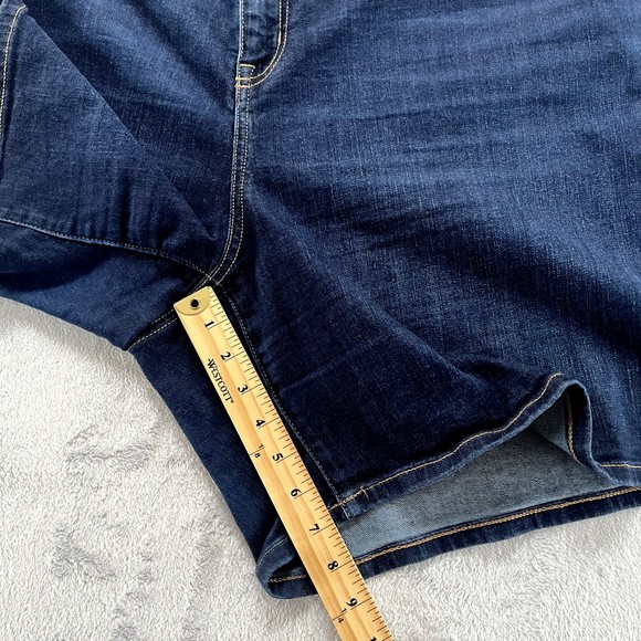 Lane Bryant Shorts Womens 28 Flex Magic Waistband Mid Rise Girlfriend Blue Denim - Picture 9 of 10